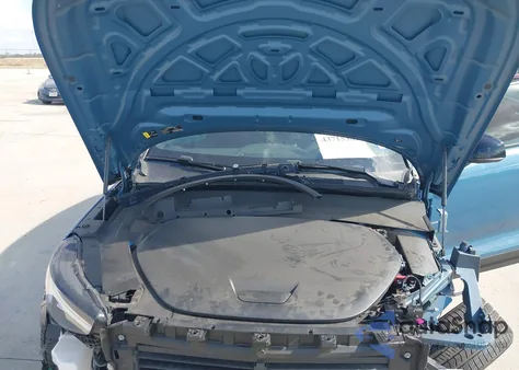 2022 Volvo C40 Recharge Pure Electric P8 Ultimate z USA, uszkodzony, nr VIN YV4ED3GB7N2004221